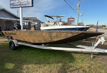 2027 G3 20 CC Boat